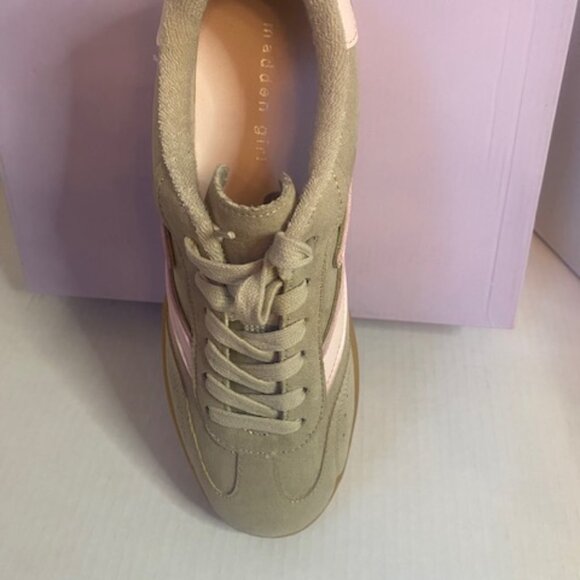 Madden Girl Mightty Platform Sneaker, size 10 (NEW) - Picture 2 of 6